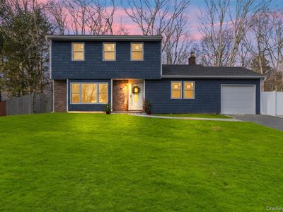 15 Bellaire Drive, Ridge, NY, 11961