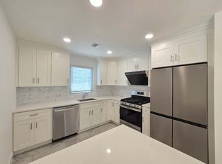 80 Bionia Ave #2A, Staten Island, NY 10305