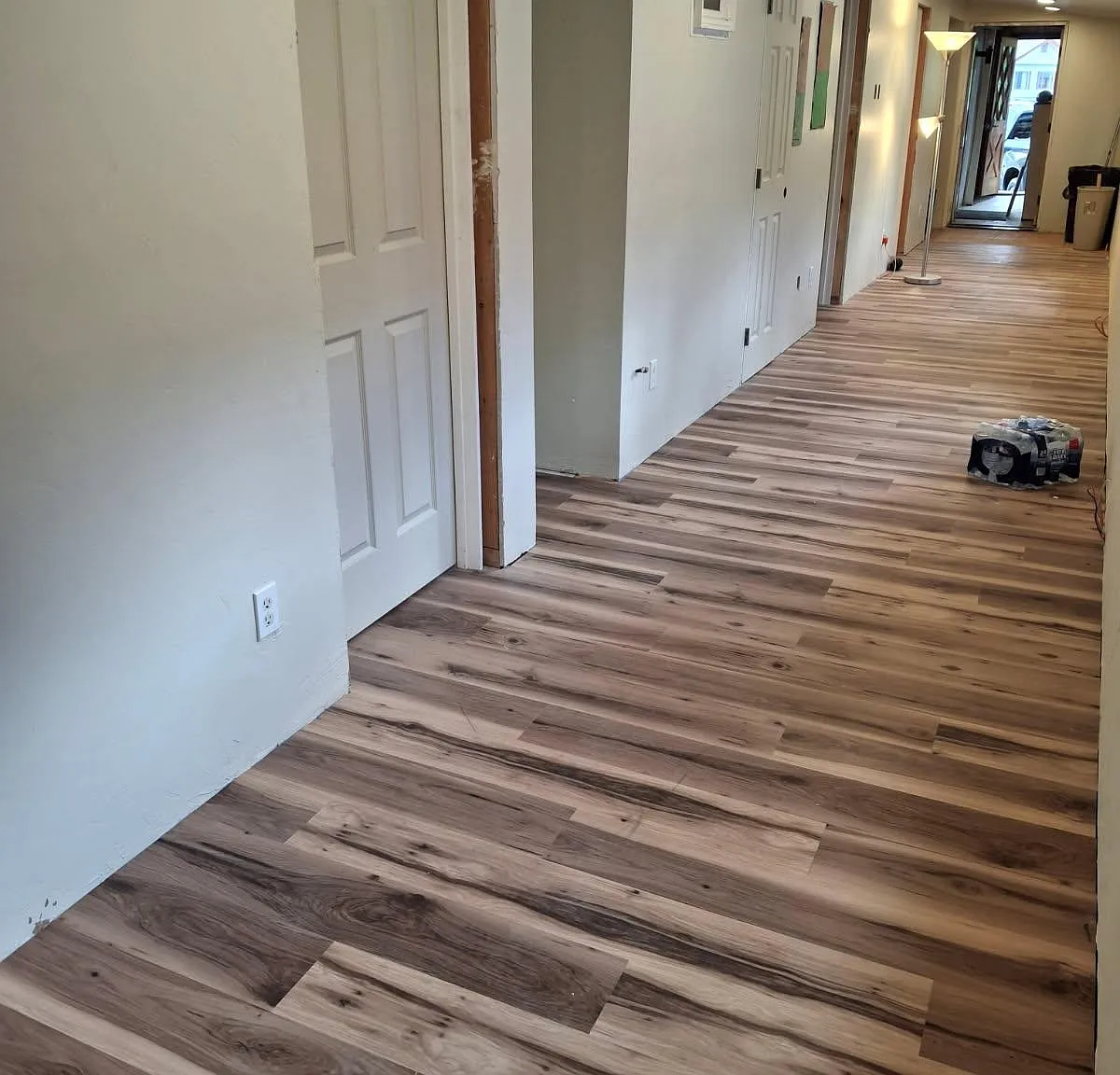 3 bed, 1400 sqft, $4,200 — Photo 4