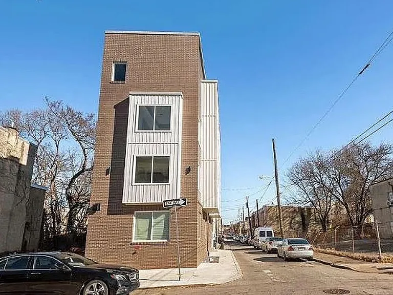 36th St N 623 — Photo 3