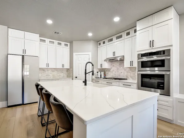 8923 Eagle Bend, Helotes, TX 78023