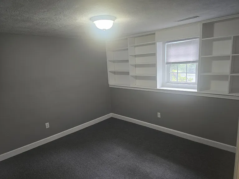 9 Putney Cir #B — Photo 9