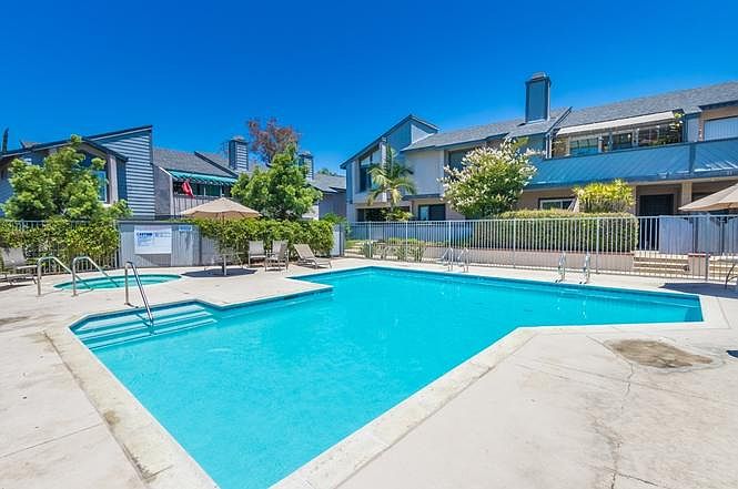 1st image of 2135 E Valley Pkwy #32-1