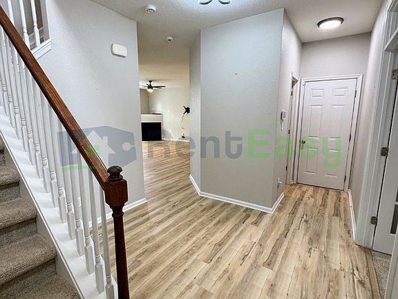 3rd image of 1005 Silver Charm Cir
