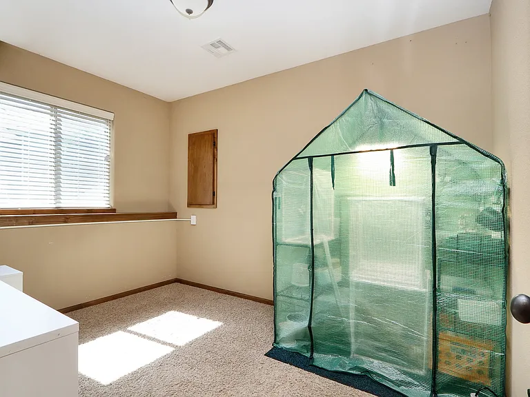 825 Laussac Dr — Photo 36