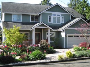 3515 SW 107th St, Seattle, WA 98146