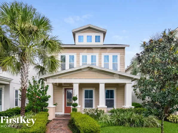 5948 Village Center Dr, Lithia, FL 33547