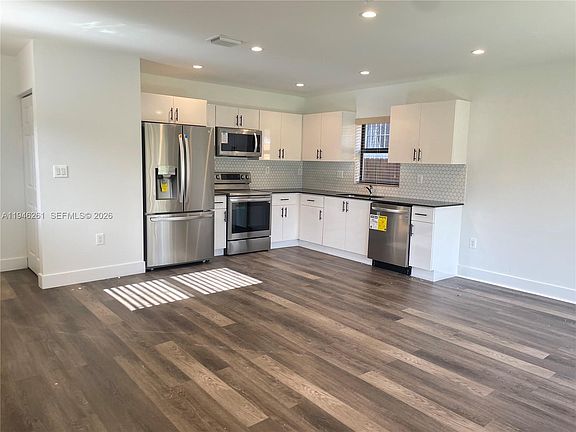 3rd image of 1063 NW 31st St #2