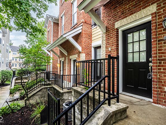2nd image of 1109 Reserve Way