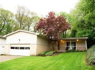 1450 Rowles Dr, Akron, OH 44313