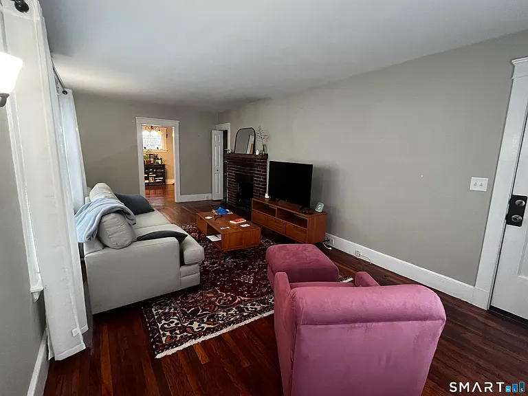 21 Elmwood Rd — Photo 18