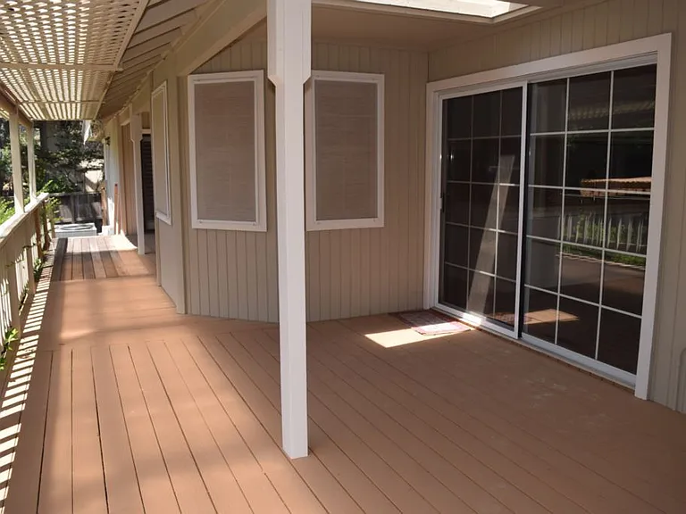 1657 Stone Way — Photo 11