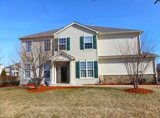 2101 Gallant Fox Cir, Montgomery, IL 60538