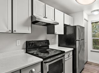 Lodge at Madrona, Tacoma, WA 98409