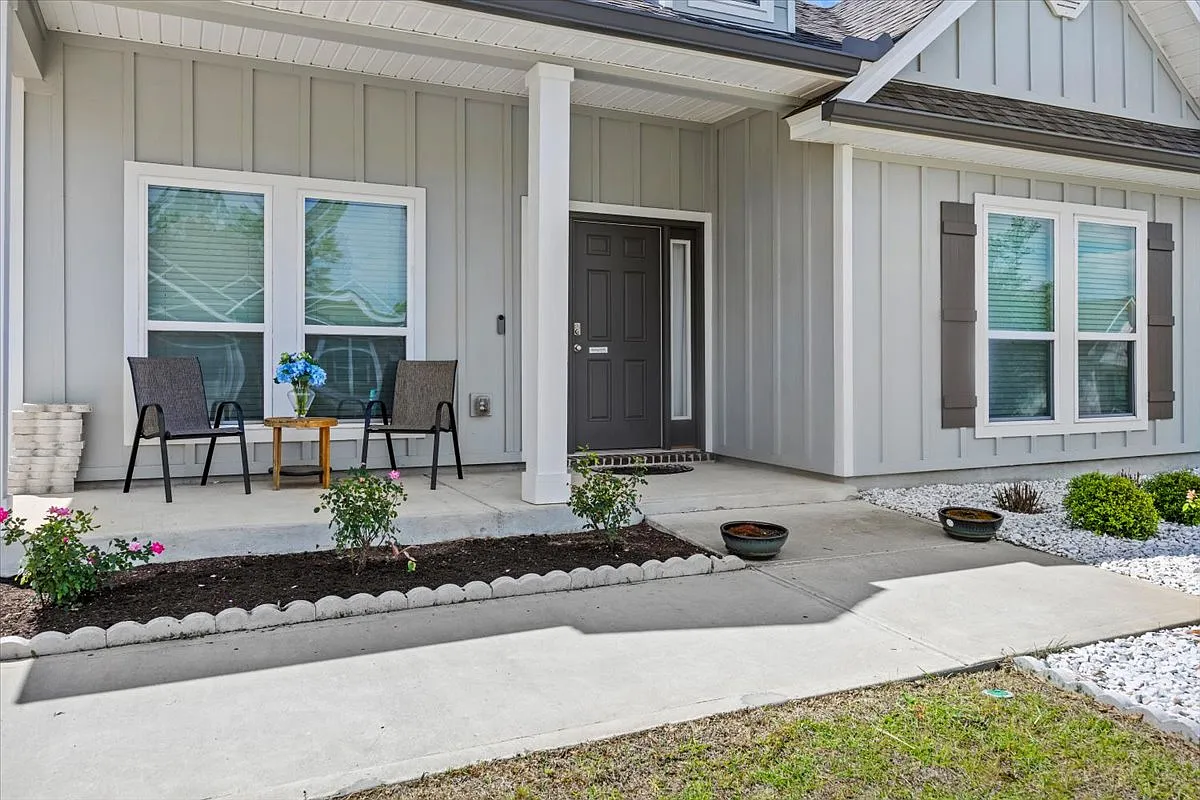 2421 Dakota Way - 1 — Photo 3