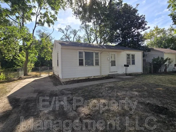 1128 S Quentin St, Wichita, KS 67218