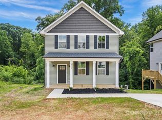 312 N Rhyne St, Gastonia, NC 28054