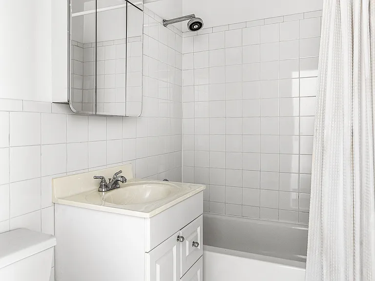 54 W 88th St #6 — Photo 10