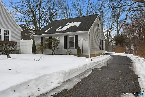 1565 Byam Rd Photo 1