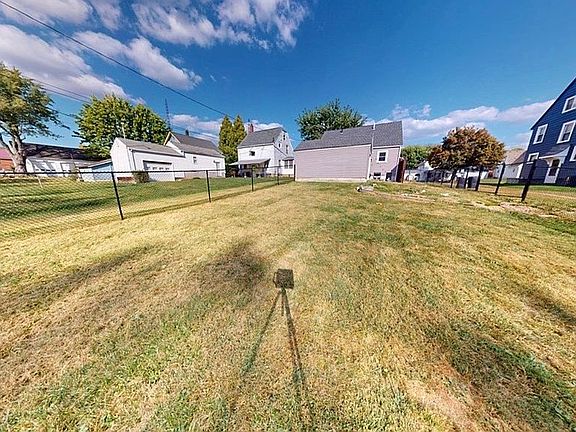 4th image of 338 Park Rd