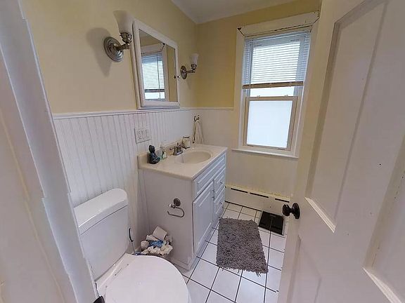 3rd image of 21 Chandler St #R2