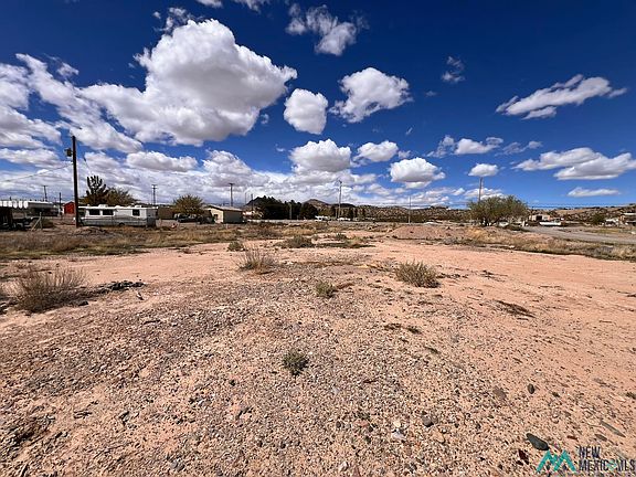 2324 S Broadway St, Truth Or Consequences, NM 87901 | MLS #20241894 ...