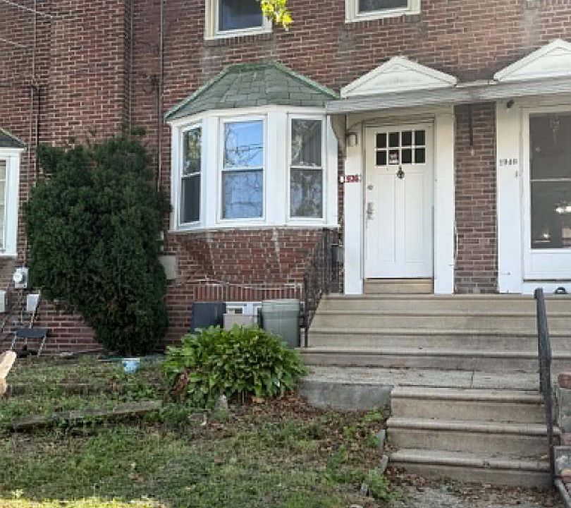 1st image of 1936 45th St