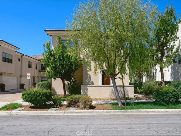 199 Follyhatch, Irvine, CA 92618