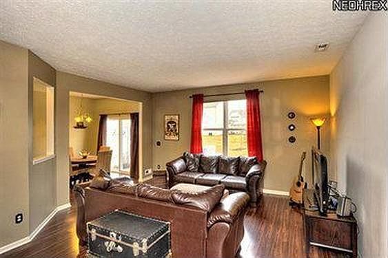 4th image of 29030 Pembrooke Blvd