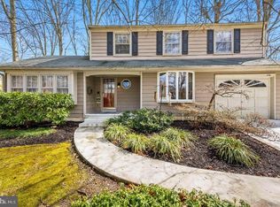 176 Westover Ct, Delran, NJ 08075