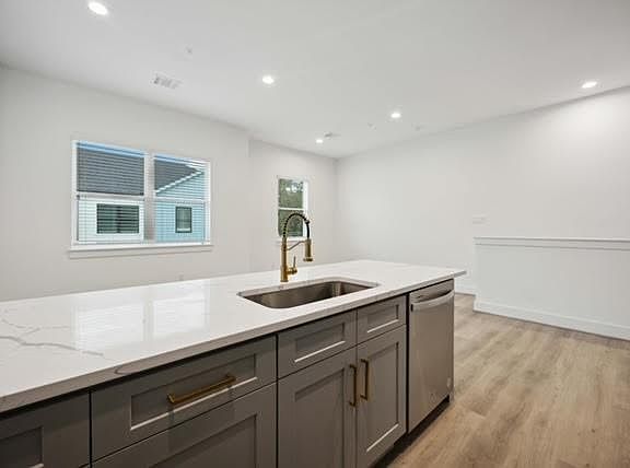 4th image of 4607 Indie Heights Ln #B