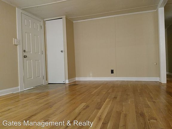 3rd image of 120 Torain St