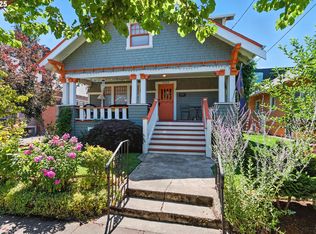 3328 SE Caruthers St, Portland, OR 97214
