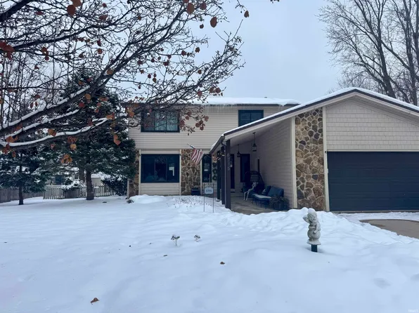 4715 Live Oak Blvd, Fort Wayne, IN 46804