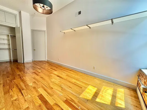 9 Mckibbin Court image 8 of 31