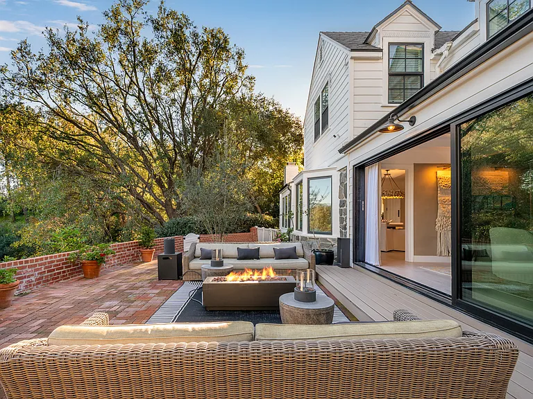 3100 Coldwater Canyon Ave — Photo 85
