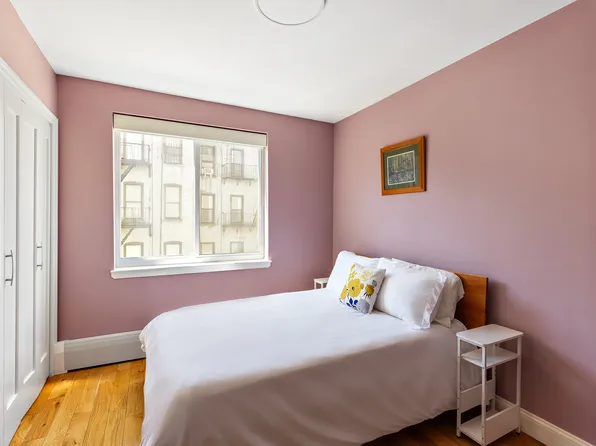 416 East 11th Street 4A image 8 of 9