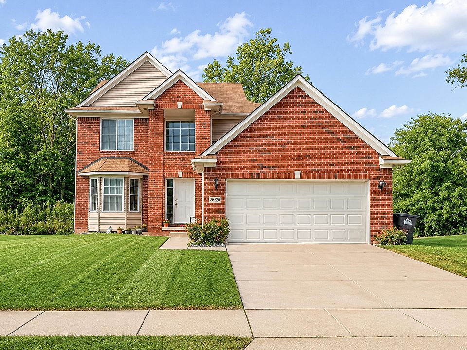 1st image of 26626 Lakepointe Dr