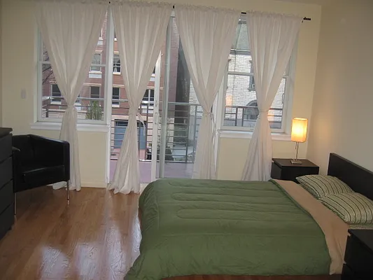 Rented by RES New York | media 17