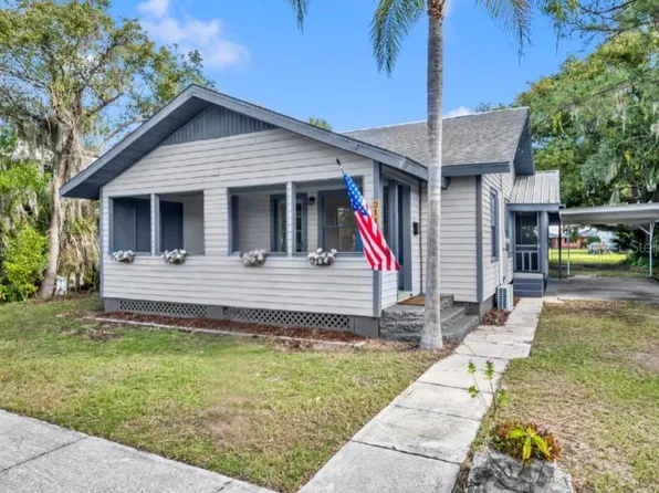 214 N New Hampshire Ave, Tavares, FL 32778