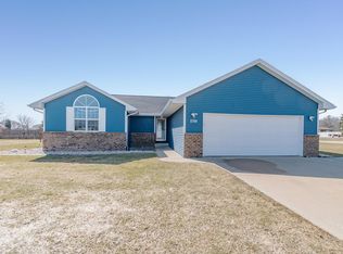 1799 Bridge Port Ln, De Pere, WI 54115