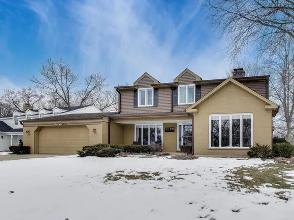 1605 Burning Trl, Wheaton, IL 60189