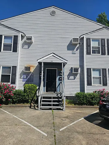 410 Pendleton St Photo 1