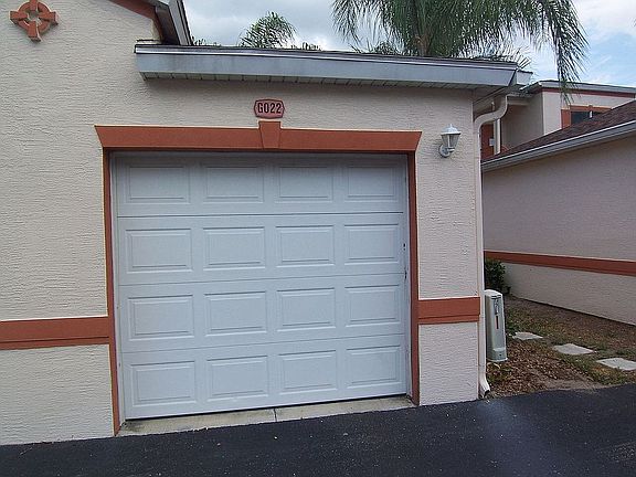 One car garage & 1 spot