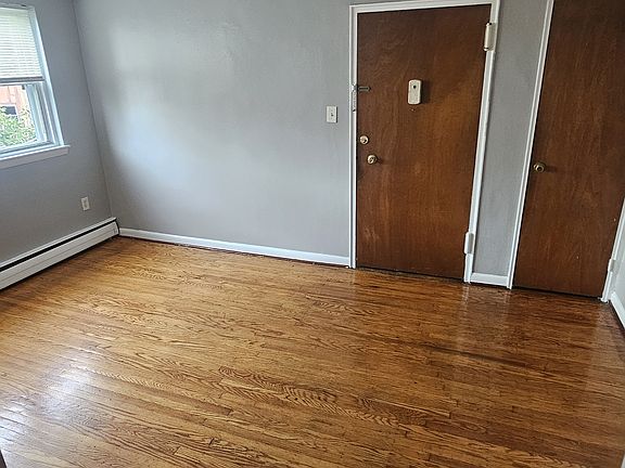 3rd image of 6007 Bingham St #1B