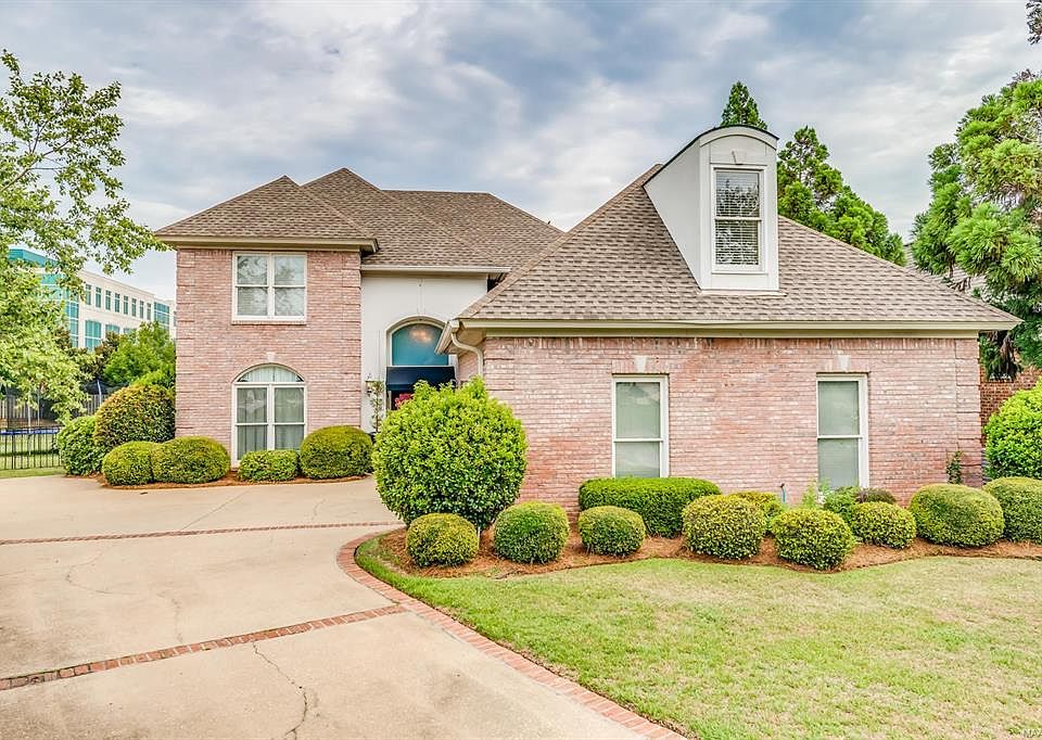 1st image of 8609 Lillian Pl