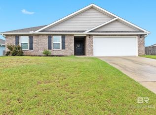8468 Mackie Ln, Daphne, AL 36526