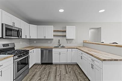 2nd image of 6 Royal Ave APT 2