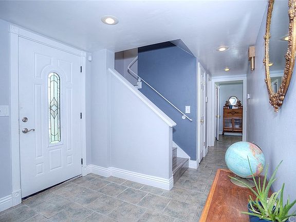 3rd image of 3207 Shadylawn Dr