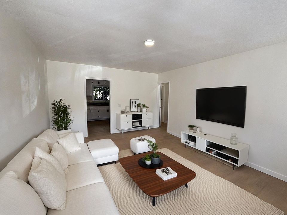 1st image of 6819 N Figueroa St #21